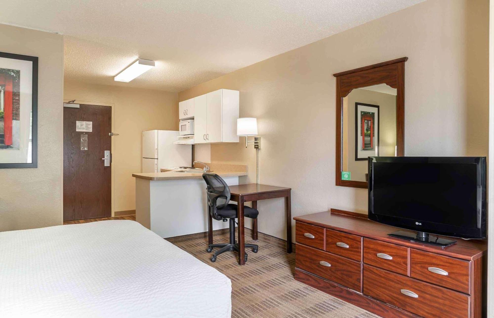 Extended Stay America Select Suites - Detroit - Sterling Heights Buitenkant foto
