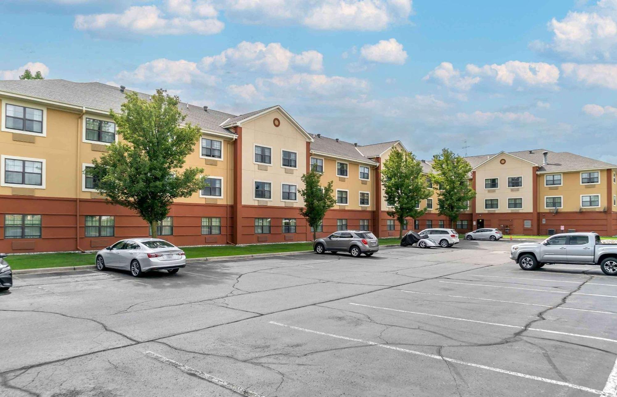 Extended Stay America Select Suites - Detroit - Sterling Heights Buitenkant foto